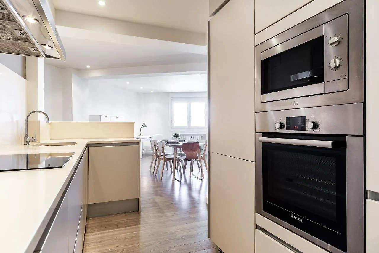 Apartamento Always Easy - Luna San Sebastián 0*,  España