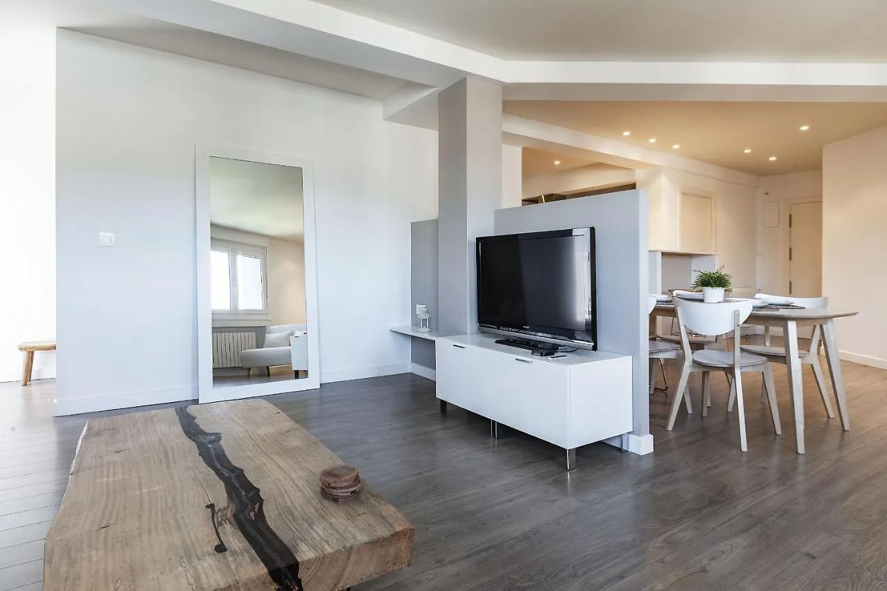 Apartamento Always Easy - Luna San Sebastián España